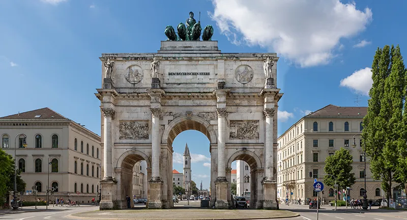 Top Geschäftsadresse in München - Siegestor
